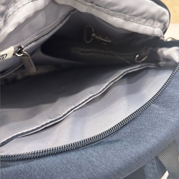 TRAVELON Anti-Theft Metro Sling Anti-Theft RFID Metro Backpack Travel Bag, bag - Picture 9 of 15